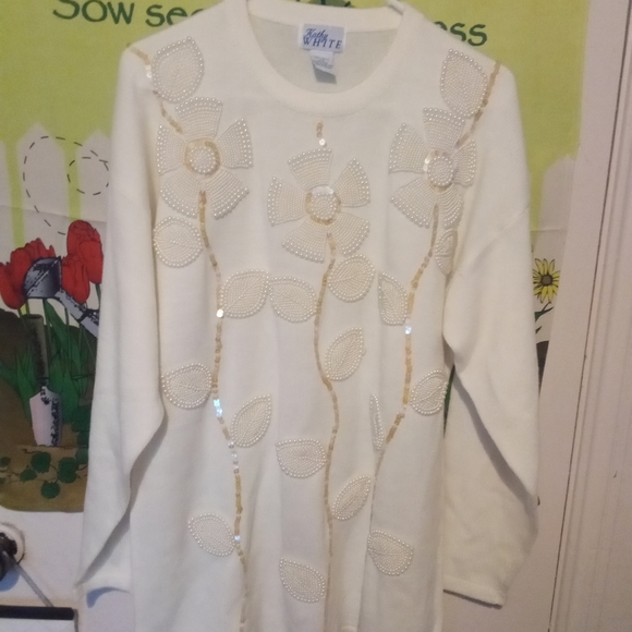 PHENOMENAL AND RARE KATHY WHITE VINTAGE SWEATER FROM HONG KONG - Picture 3 of 11